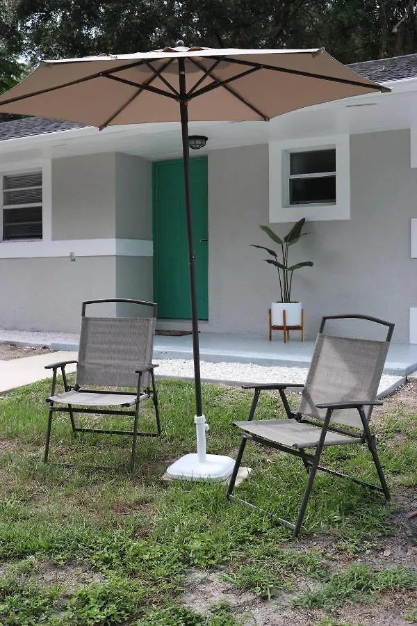 Hidden Emerald-Apartment With Kitchen And Laundry Lakeland 0*,  United States