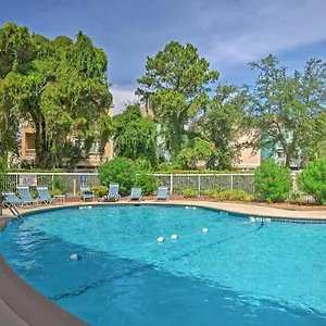 https://beachy-condo-getaway-on-hilton-head-island.top-hotels-in-savannah.com