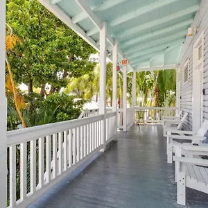 https://duval-corner.hotels-in-key-west.com